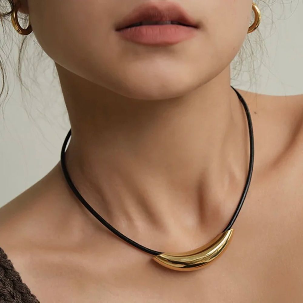 Minimalist  necklace  M1093